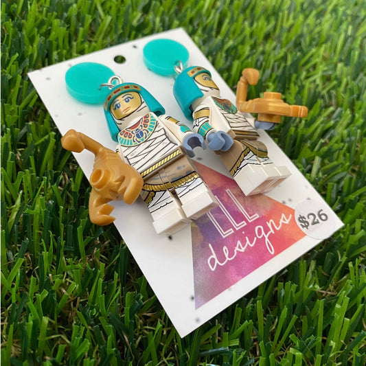 Egyptian Pharaoh Woman Brick Character With Scorpion - Featuring Mint Acrylic Tops!