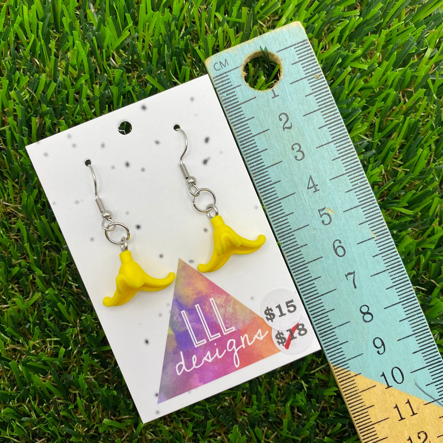 Banana Brick Style Hook Earrings - Super Lightweight!