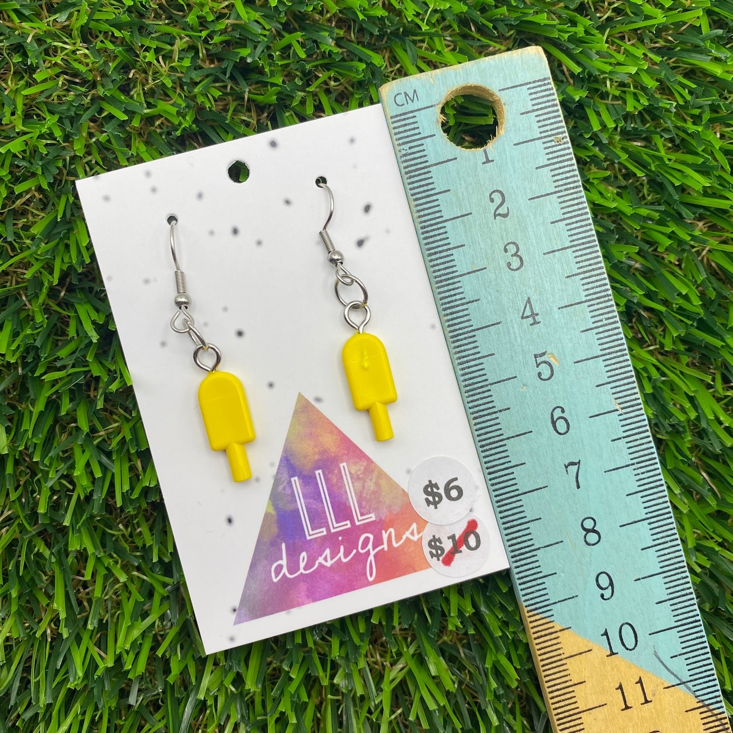 Icy Pole Brick Hook Earrings - Banana - Super Lightweight!