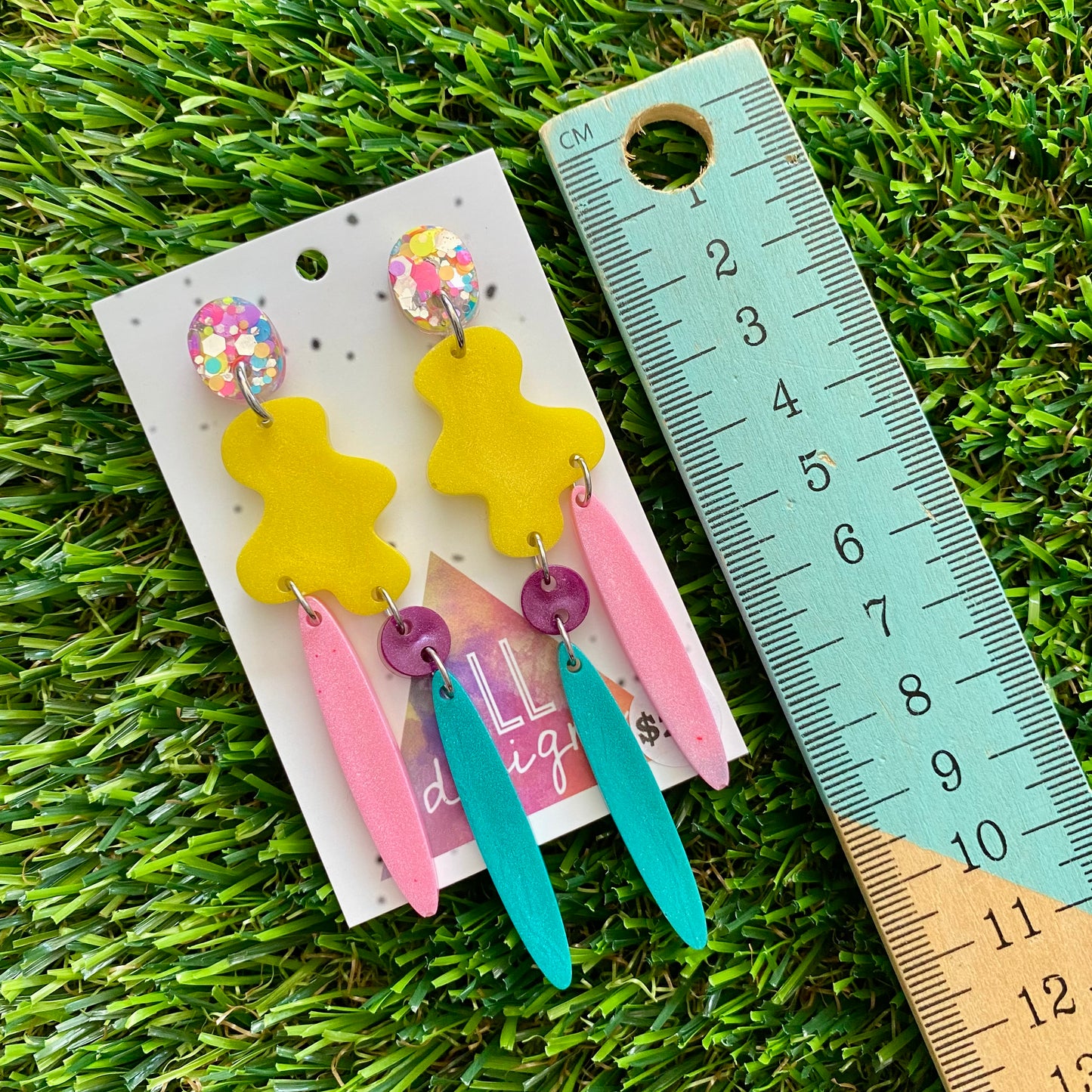 ON SALE!!!!!! Resin Earrings - Confetti Top Wiggle Woo Dangles!