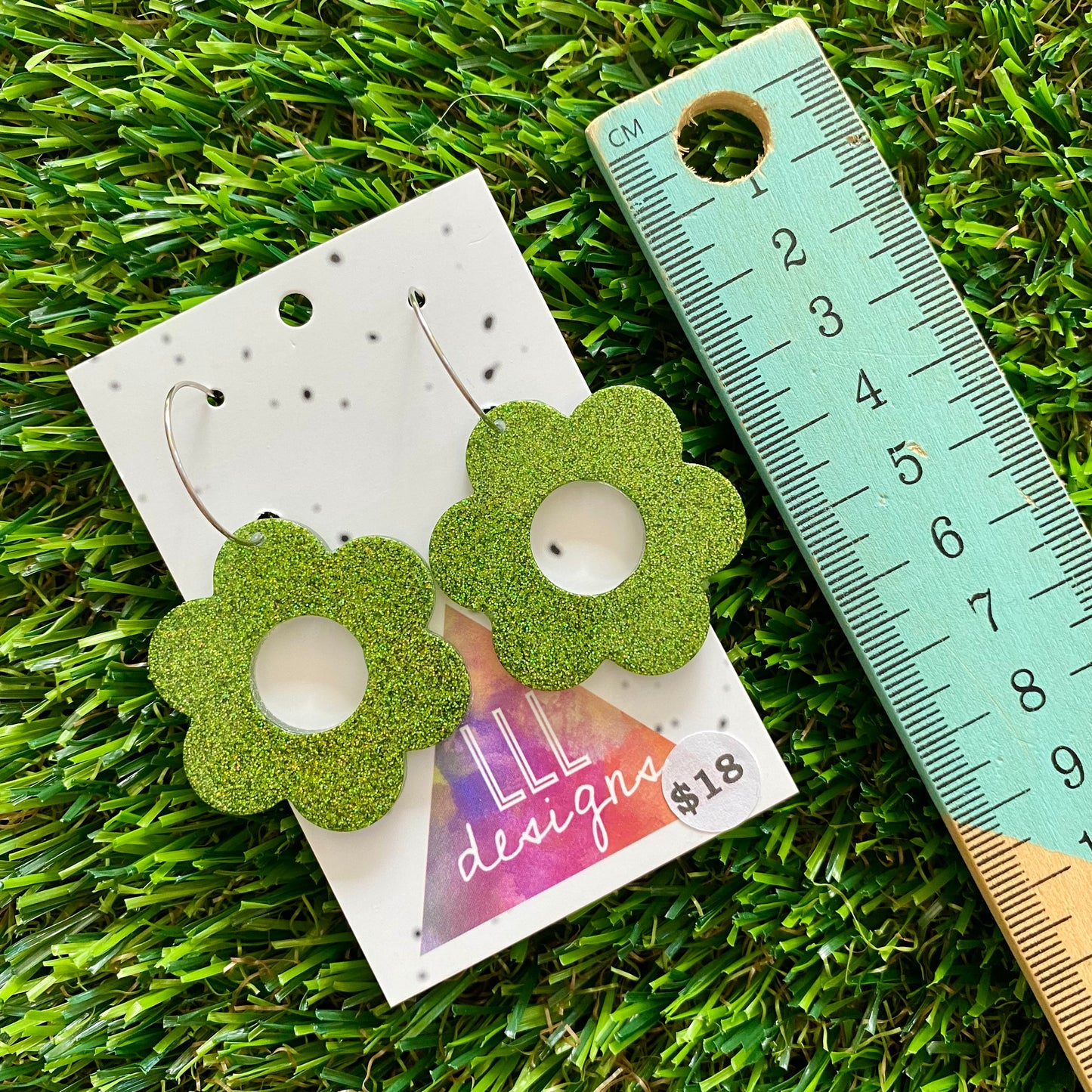 ON SALE!!!!!! Resin Earrings - Olive Glitter Daisies Featuring a Silver Hoop!