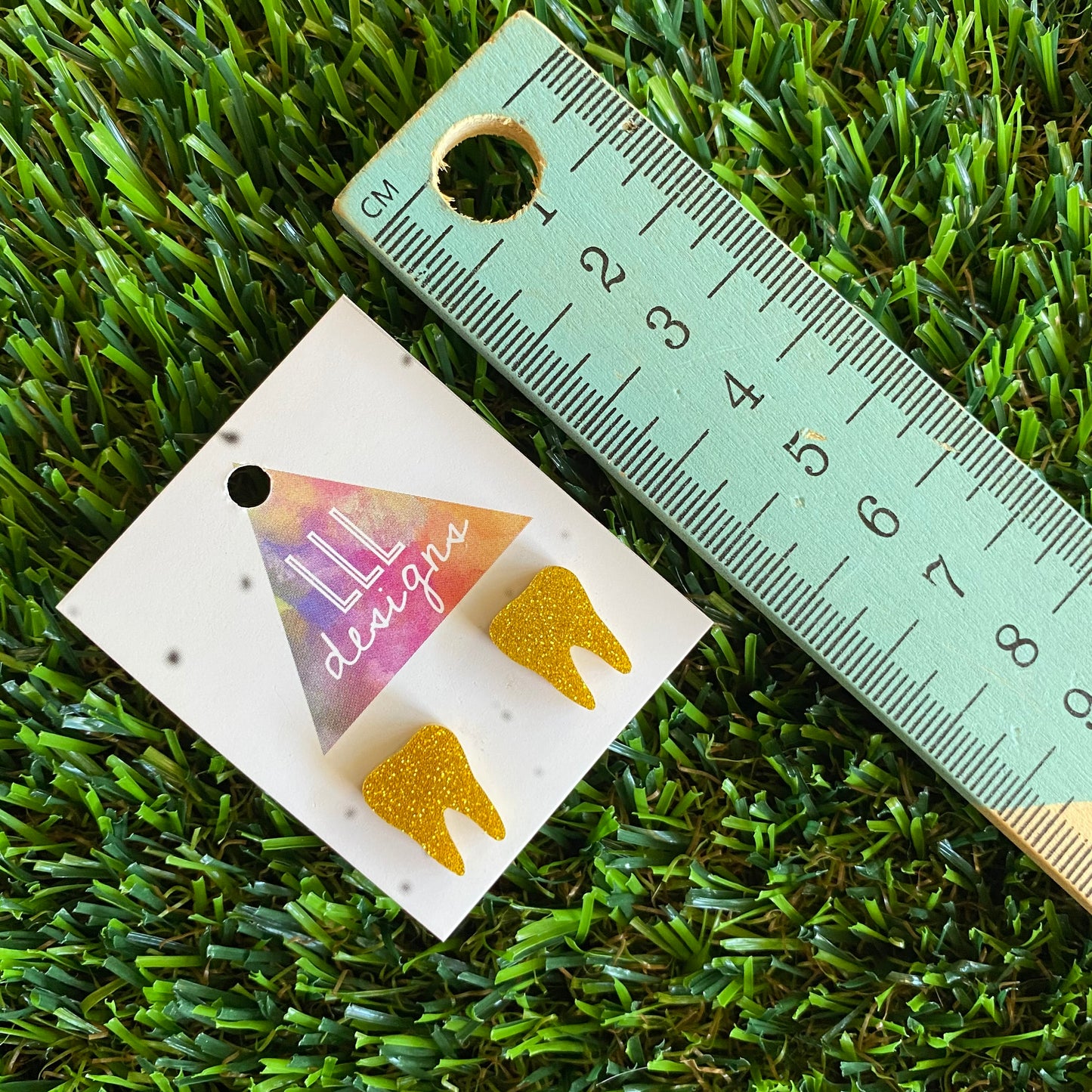 Tooth Earrings - Gold Teeth Earrings - Glitter Gold Tooth Stud Acrylic Earrings.
