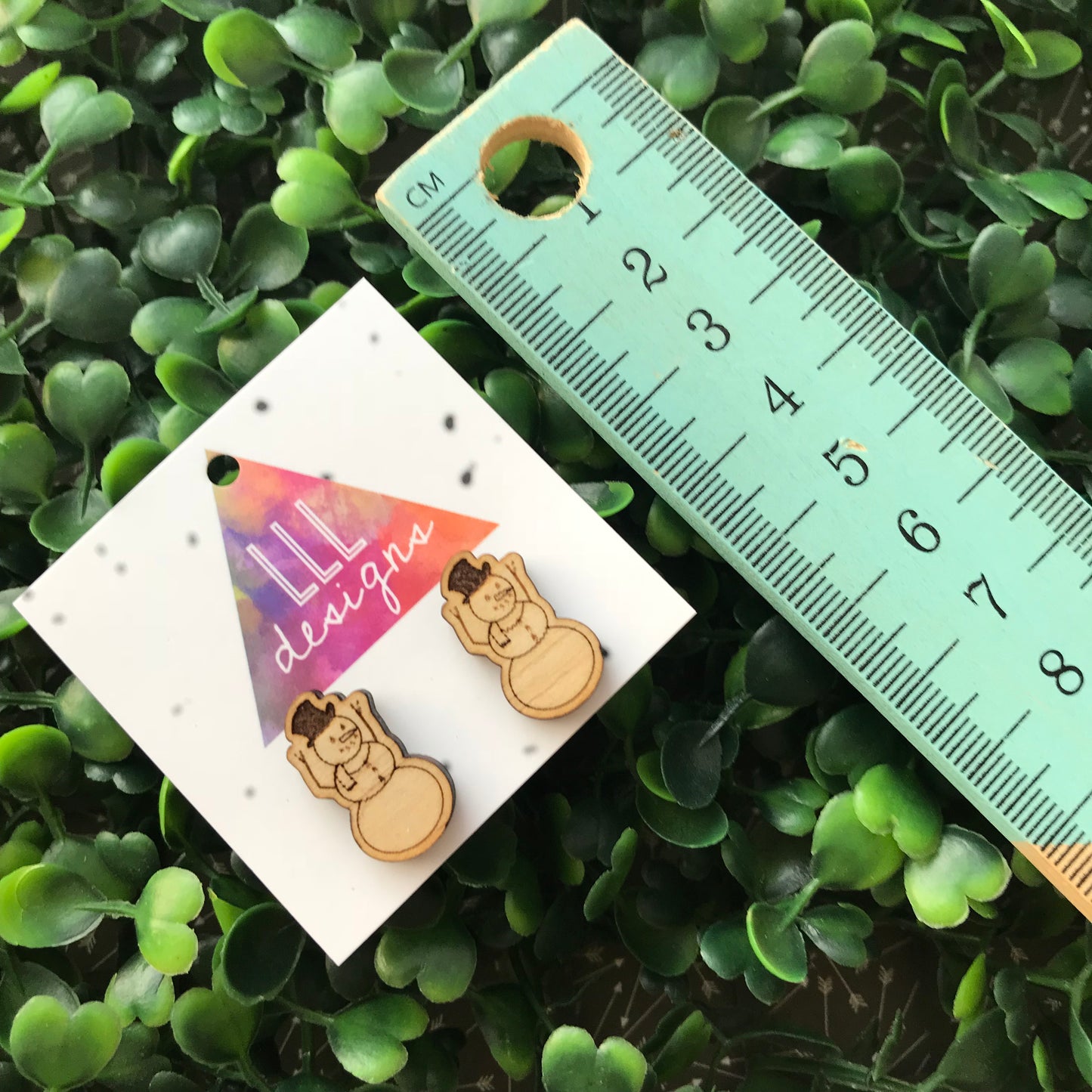 Timber Etched Christmas Snowman Stud Earrings.