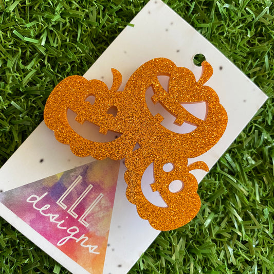 Jack-O-Lantern Brooch - Pumpkin Brooch - A trio of Jack-O-Lanterns all in Fabulous Orange Glitter Glory - The Perfect Halloween Brooch!
