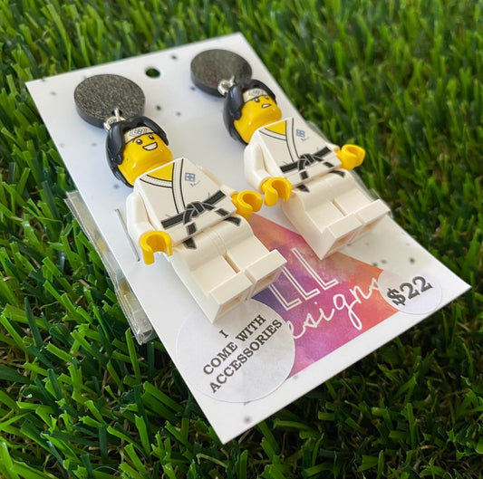 Karate Student Brick Character With Nunchucks Accessory - Featuring Black Glitter Acrylic Tops!