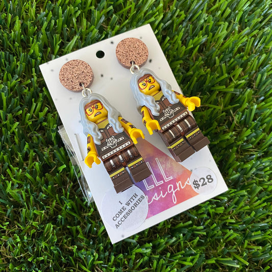 Warrior Cat Lady Brick Character with Additional Punk Cat Accessories - Featuring Brown Glitter Tops!