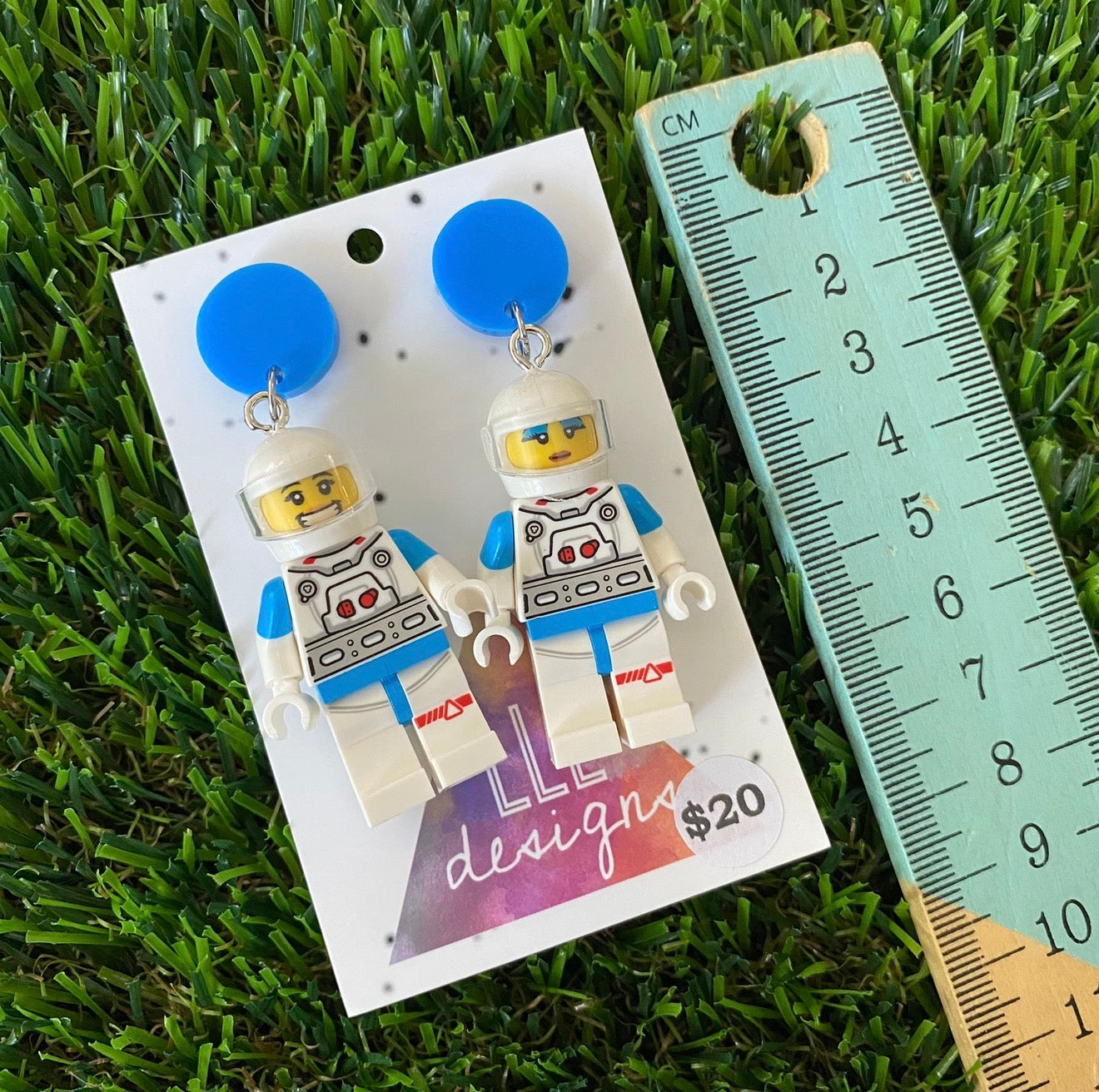 Astronaut Brick Character In Blue Space Suit - Featuring Blue Acrylic Tops!