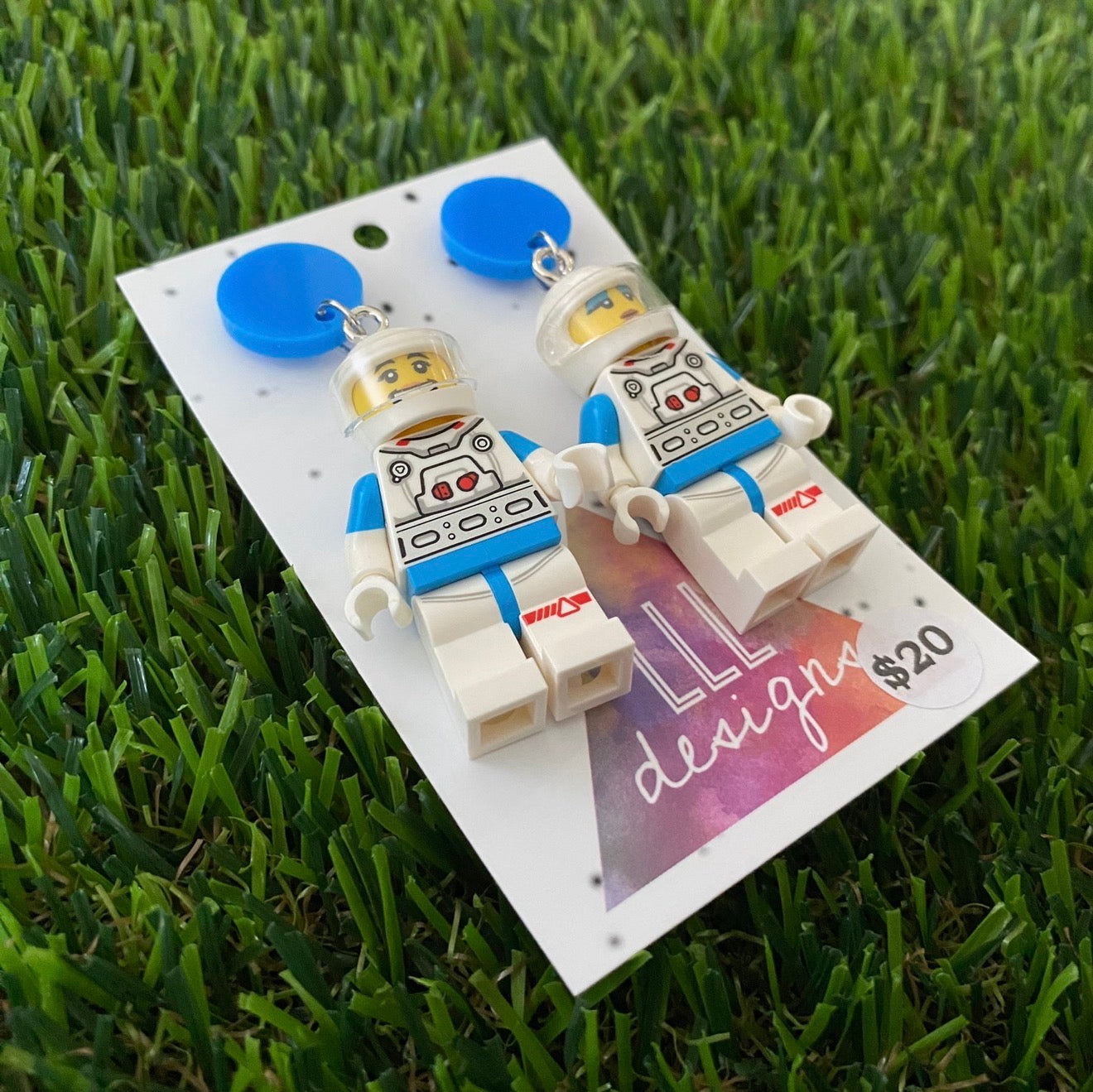 Astronaut Brick Character In Blue Space Suit - Featuring Blue Acrylic Tops!