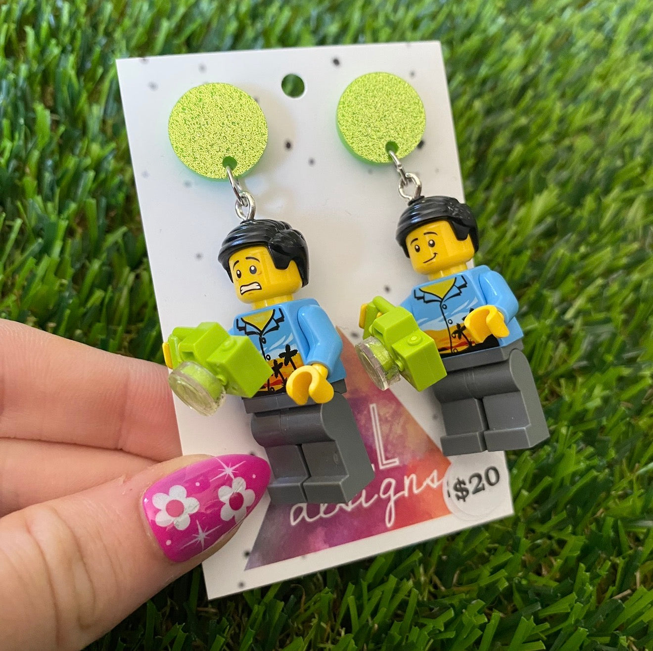 Tourist Man Brick Character With Camera - Featuring Green Glitter Acrylic Tops!