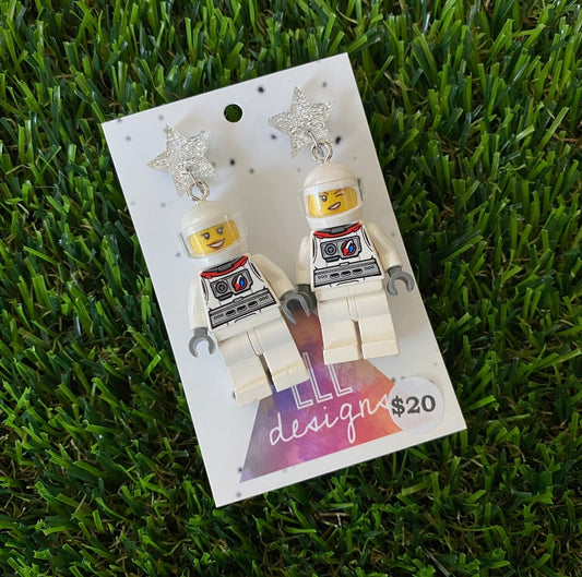 Astronaut Brick Character in White Space Suit - Featuring White Glitter Star Tops!