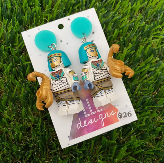 Egyptian Pharaoh Woman Brick Character With Scorpion - Featuring Mint Acrylic Tops!