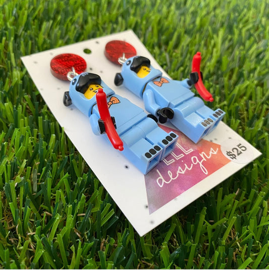 Blue Pug Dog Brick Character With Sausage - Featuring Red Mirror Tops!
