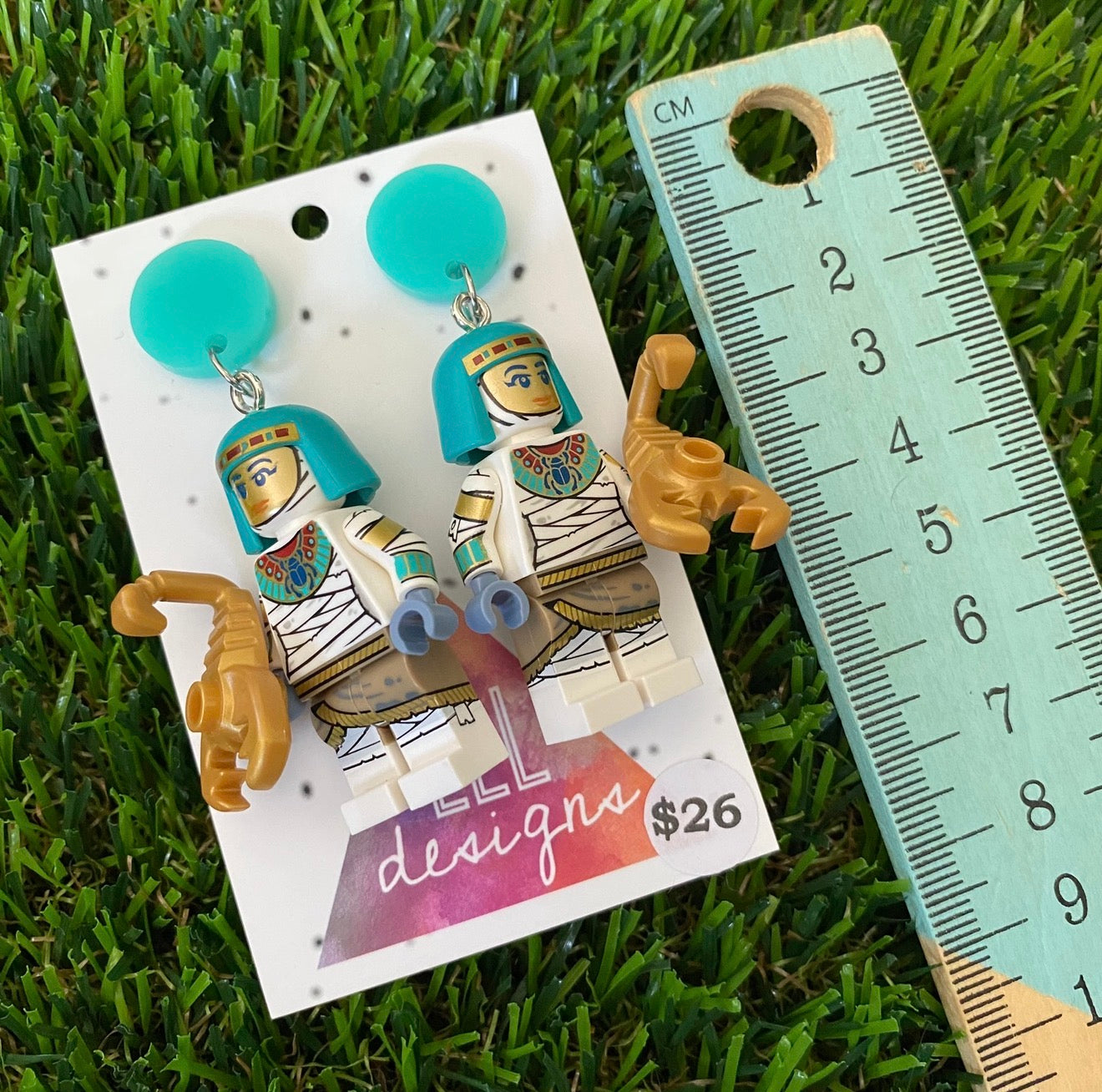 Egyptian Pharaoh Woman Brick Character With Scorpion - Featuring Mint Acrylic Tops!