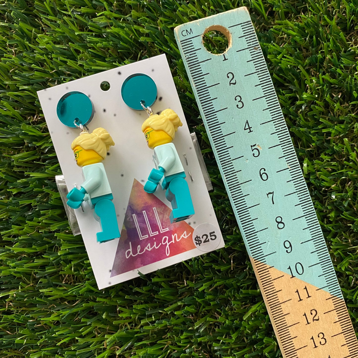Dr Sally Brick Character Dangle Earrings - Featuring a Mirror Blue Top and Optional Syringe Accessory! (5)