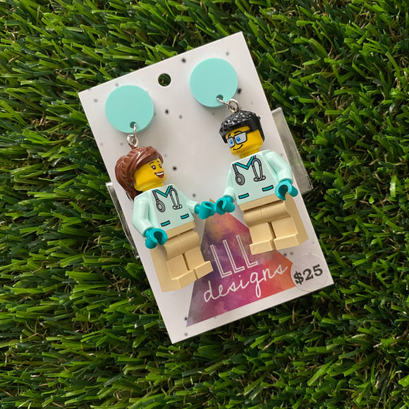 Dr Milly and Declan Brick Character Dangle Earrings - Featuring a Light Blue Top and Optional Syringe Accessory! (6)