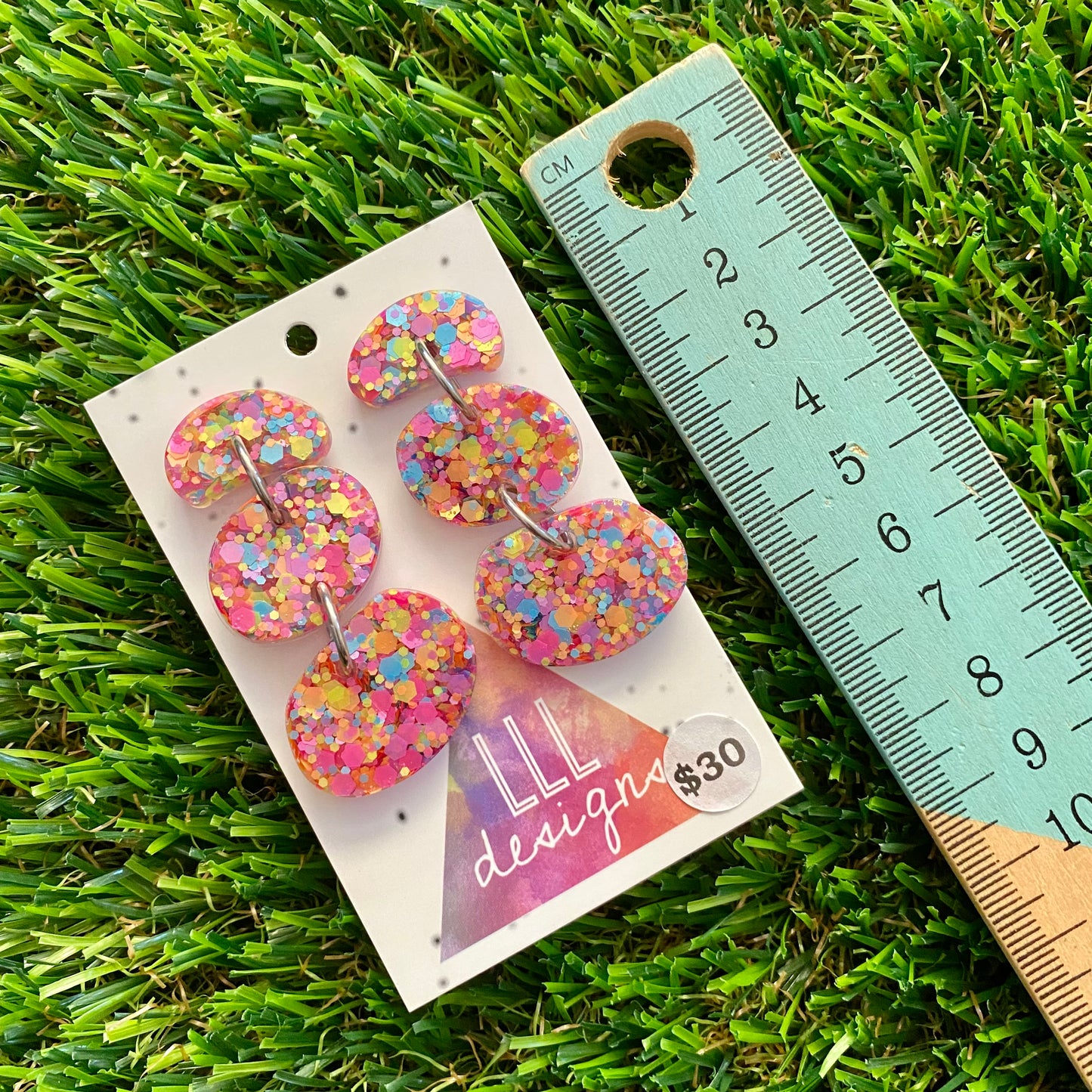 ON SALE!!!!!! Resin Earrings - Rainbow Confetti Pebble Dangles - Wilma Design!