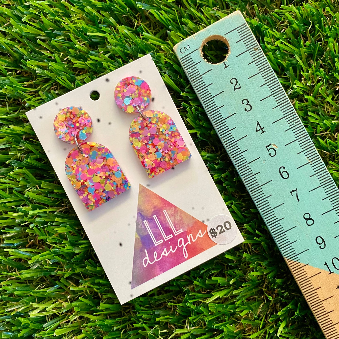 ON SALE!!!!!! Resin Earrings - Rainbow Confetti Pebble Dangles - Pearl Design!