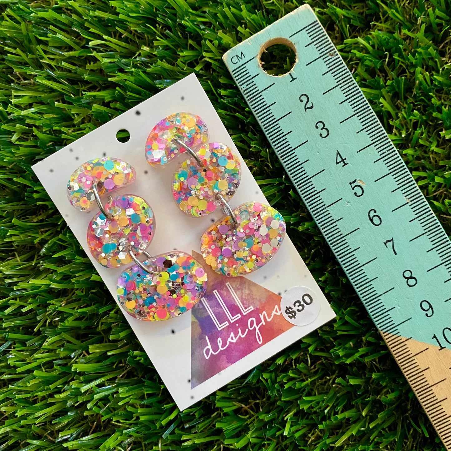 ON SALE!!!!!! Resin Earrings - Silver Rainbow Confetti Pebble Dangles - Wilma Design!
