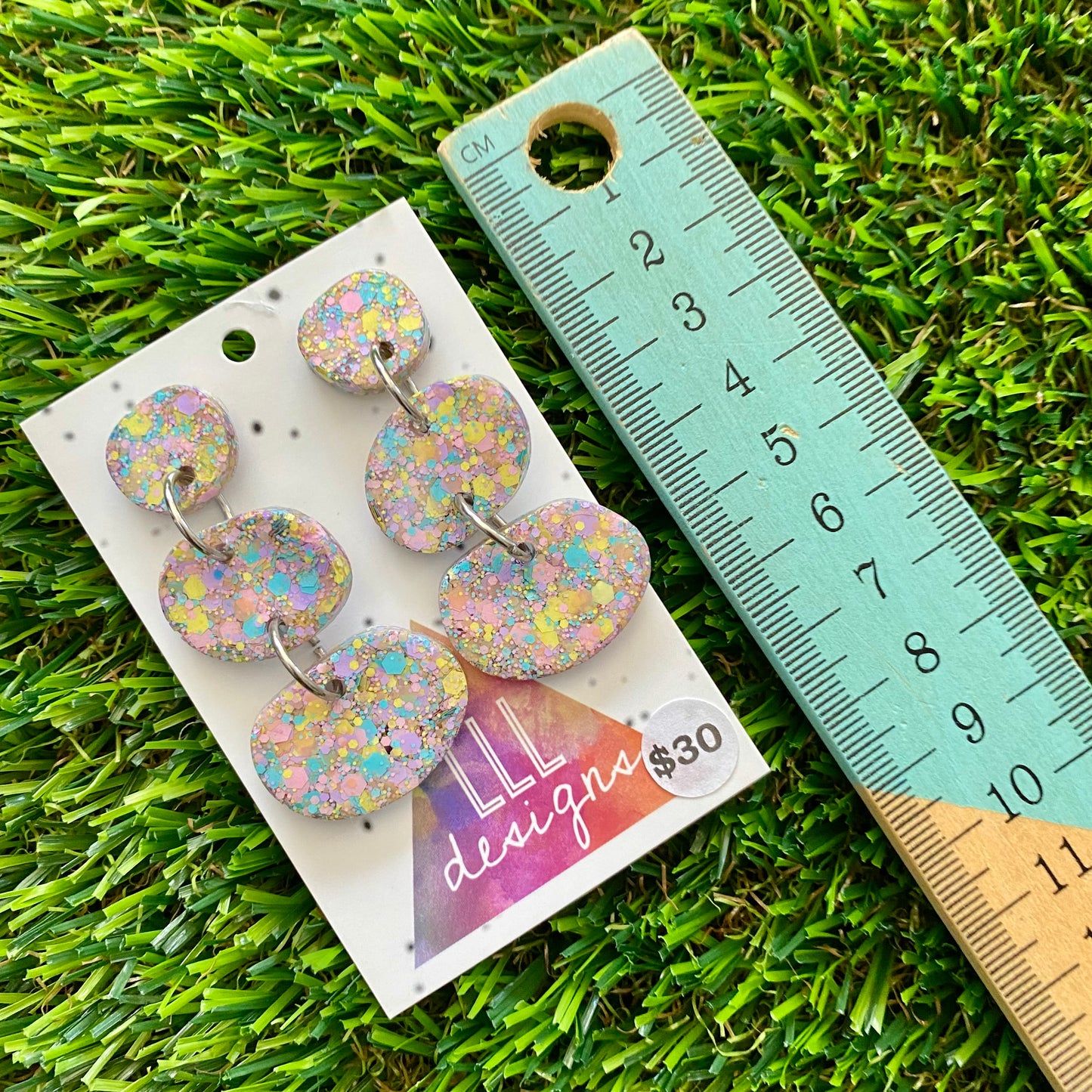 ON SALE!!!!!! Resin Earrings - Pastel Confetti Pebble Dangles - Sabretooth Design!