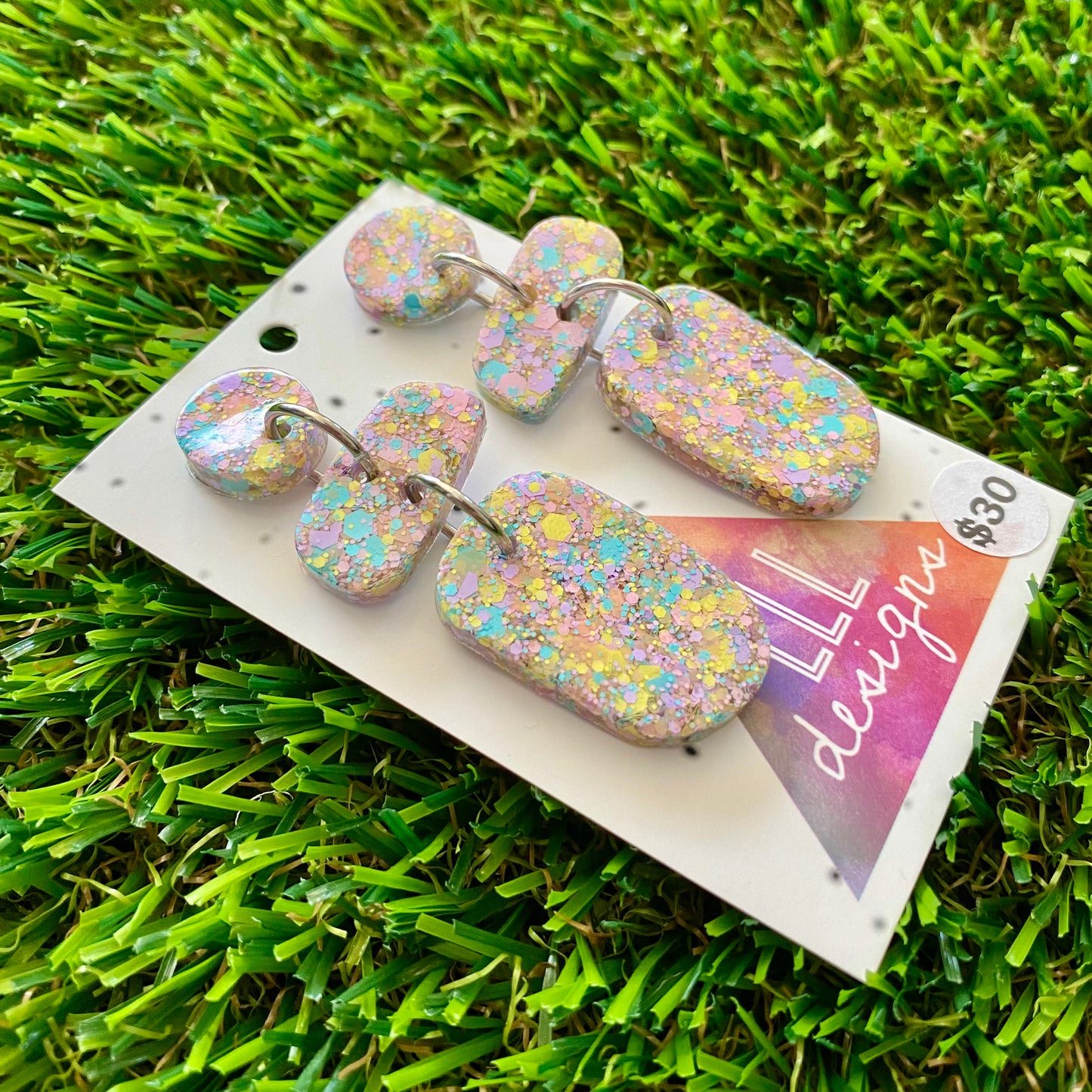ON SALE!!!!!! Resin Earrings - Pastel Confetti Pebble Dangles - Betty Design!