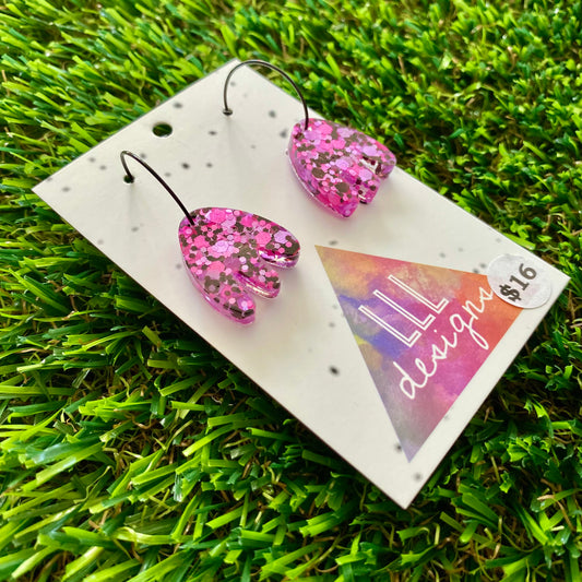 ON SALE!!!!!! Resin Earrings - Pink and Black Confetti Dangles - Fuchsia Dangles Featuring a Black Hoop!