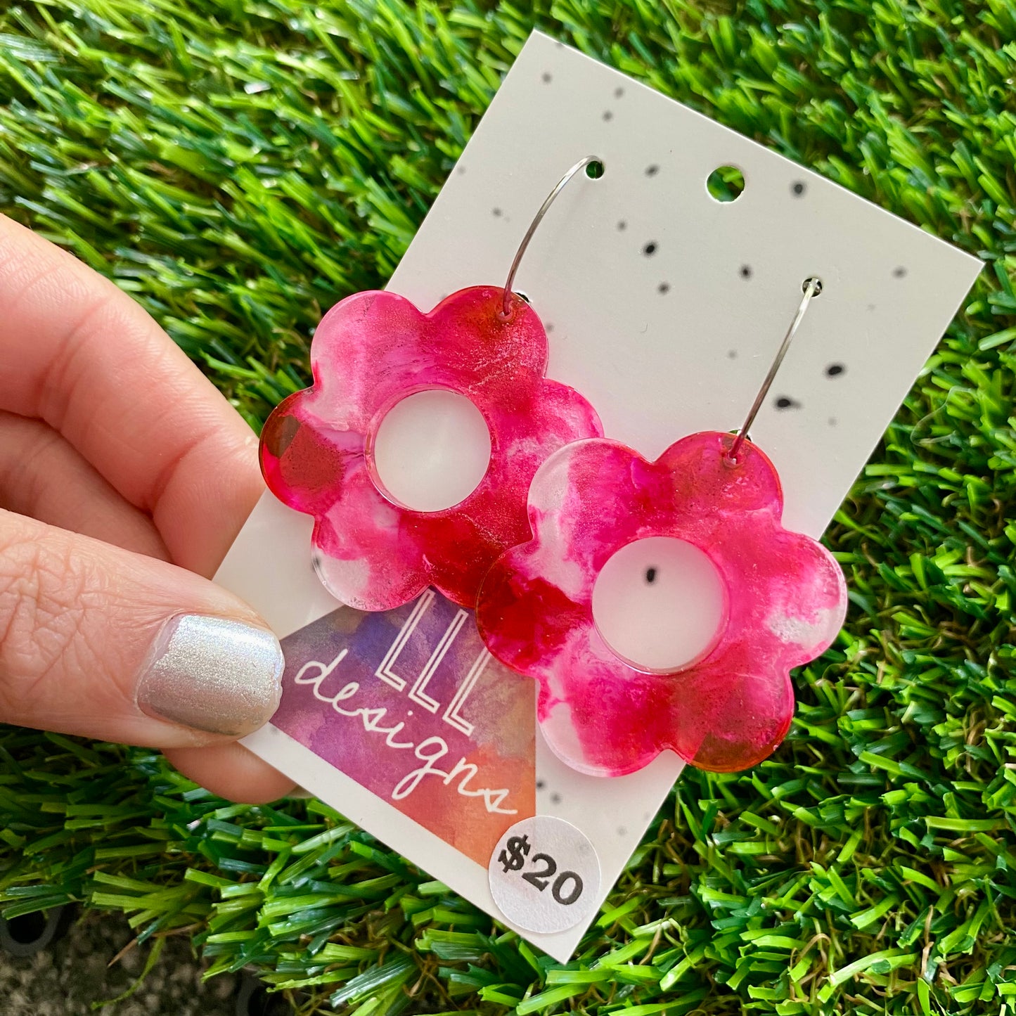 ON SALE!!!!!! Alcohol Ink Resin Earrings - Pink and White Daisies Featuring a Silver Hoop!