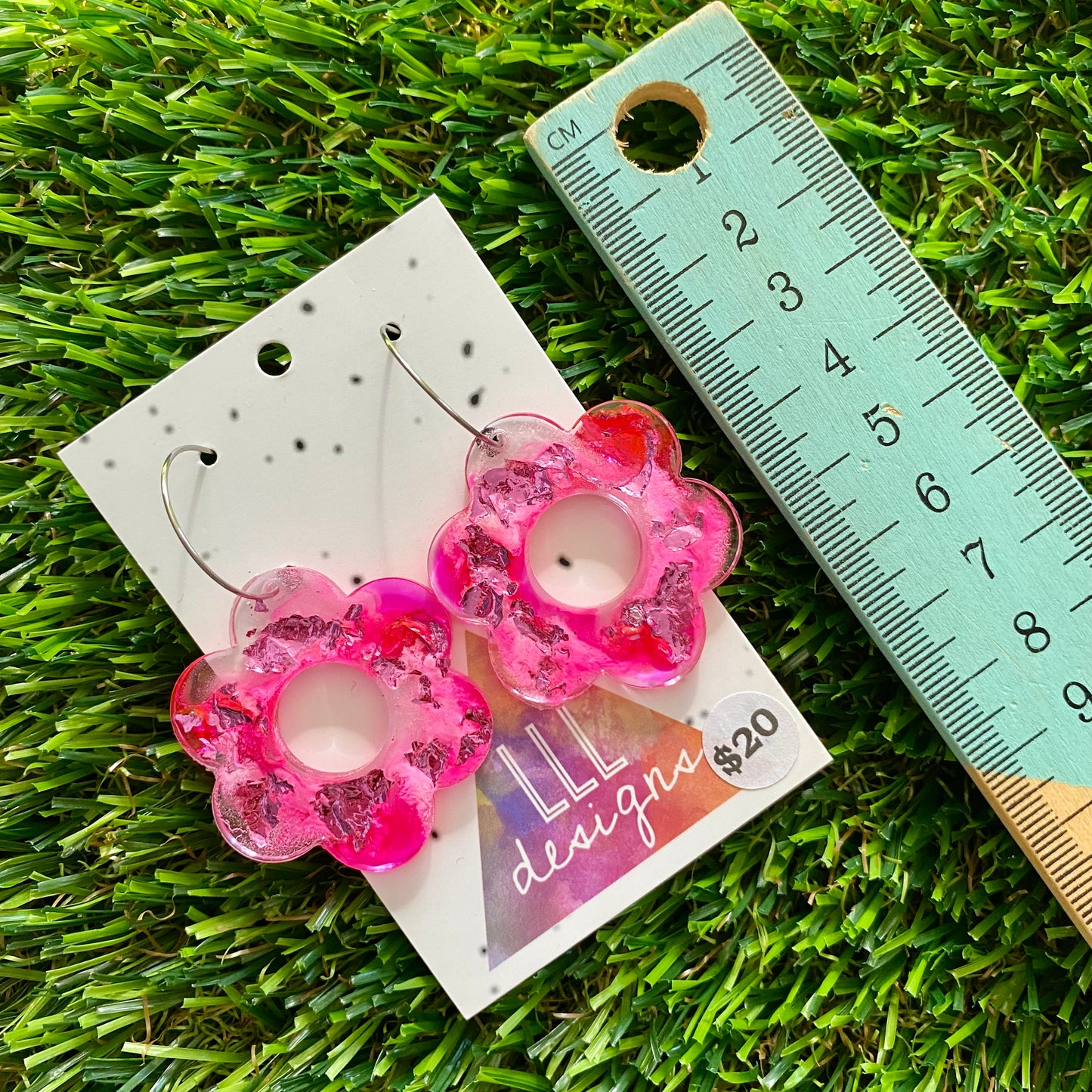 ON SALE!!!!!! Alcohol Ink Resin Earrings - Pink and White Daisies with Pink Foil Featuring a Silver Hoop!