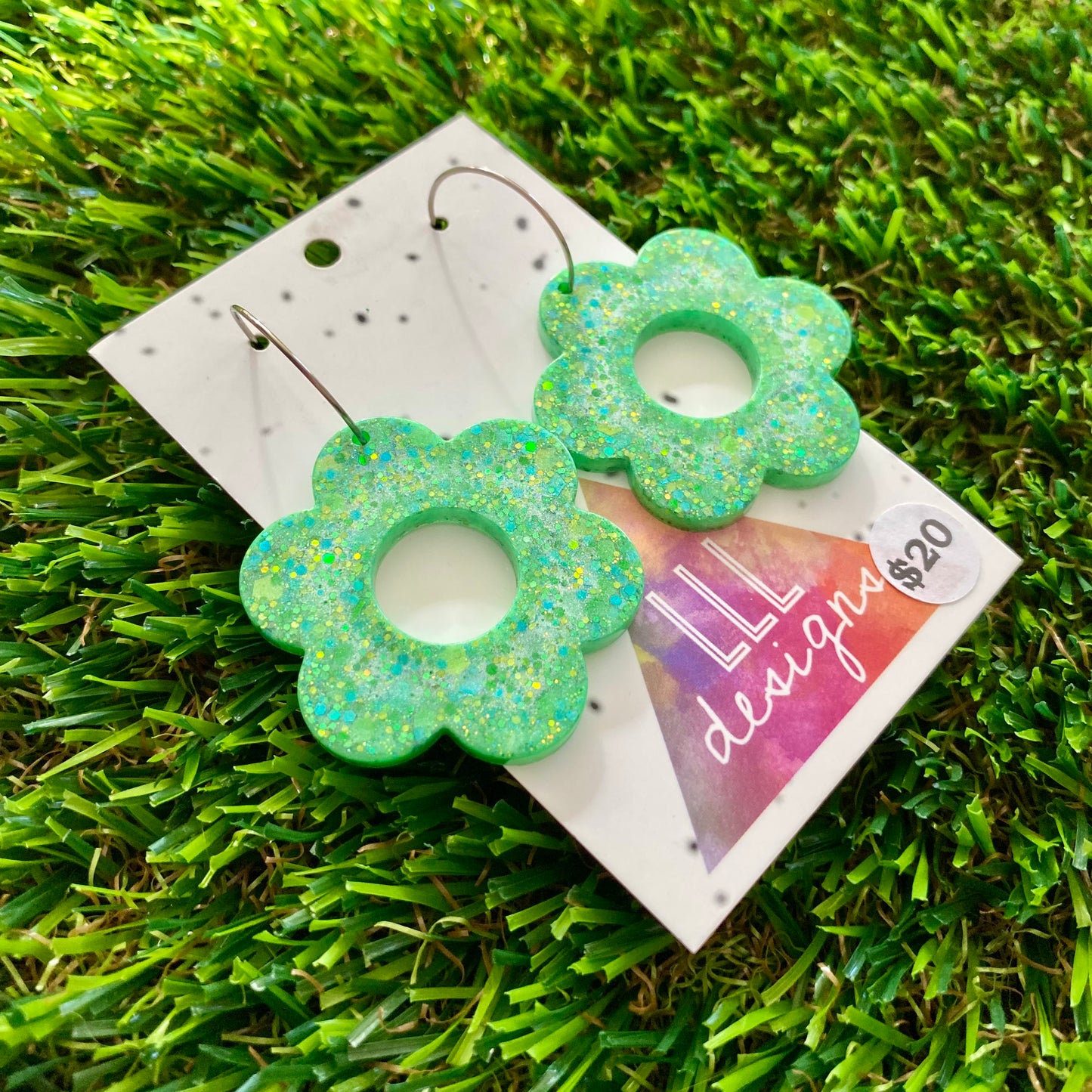 ON SALE!!!!!! Resin Earrings - Green Multi Glitter Daisies Featuring a Silver Hoop!