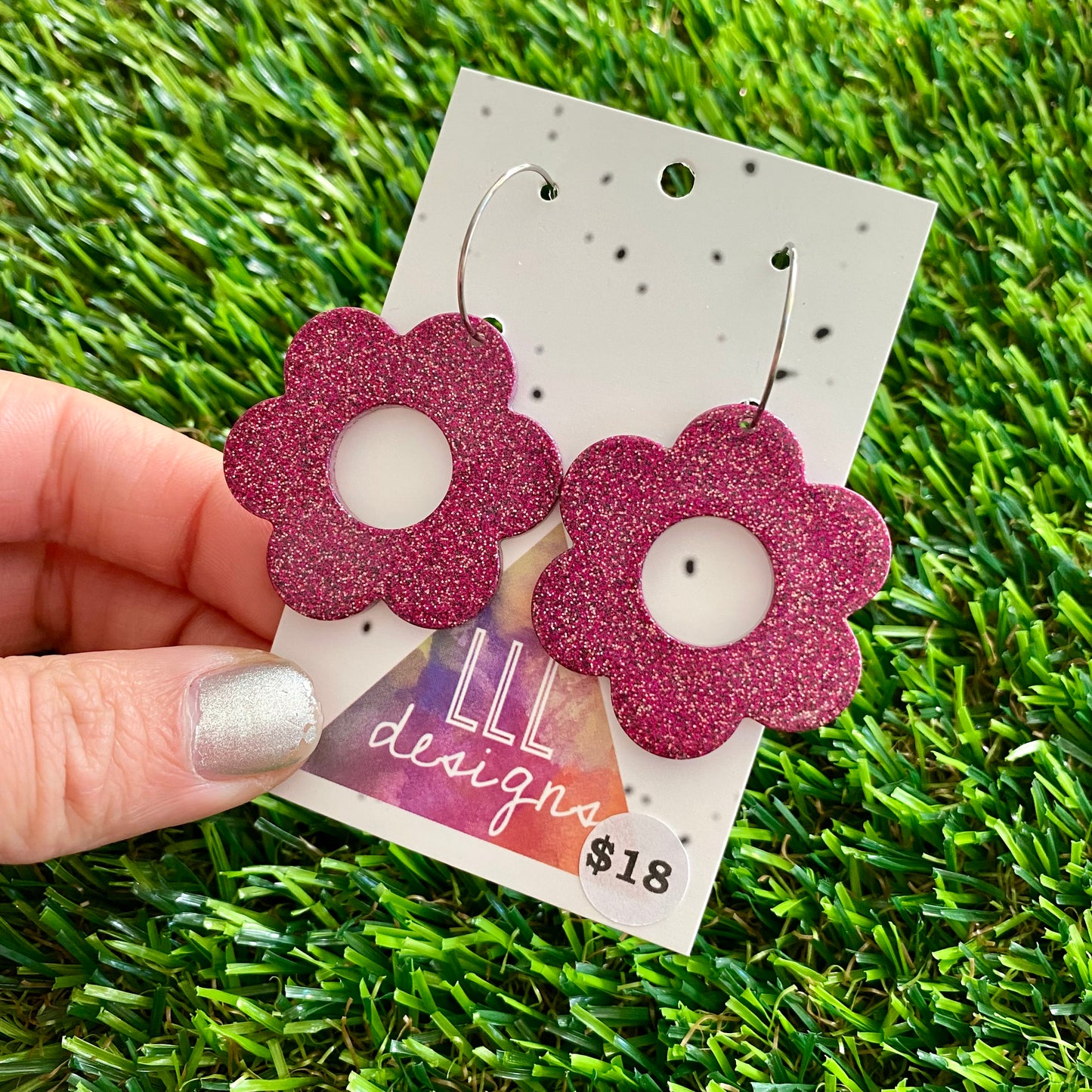 ON SALE!!!!!! Resin Earrings - Pink Glitter Daisies Featuring a Silver Hoop!