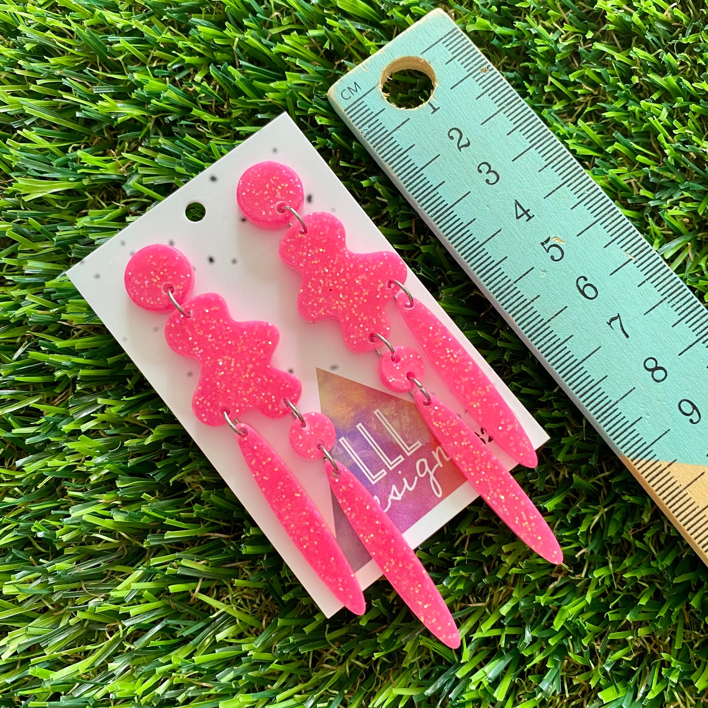 ON SALE!!!!!!  Resin Earrings - Neon Glitter Pink Wiggle Woo!