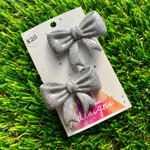 Handmade Resin Hair Clip - Glitter Silver - Large Regular Bow Hair Clip Pair!