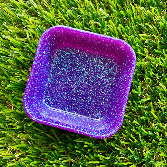 Resin Square Dish - Glitter Purple! Brighten Up Your Life with this Bold and Fun Piece!