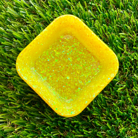 Resin Square Dish - Chunky Yellow Glitter! Brighten Up Your Life with this Bold and Fun Piece!