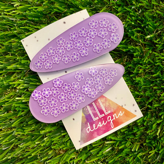 Resin Hair Clip - Monochrome Lavender Hair Clip Pair Featuring Hand Placed Lavender Daisies!