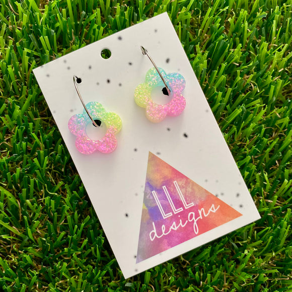 Resin Earrings - Pastel Mini Daisy Featuring a Silver Hoop! (5)