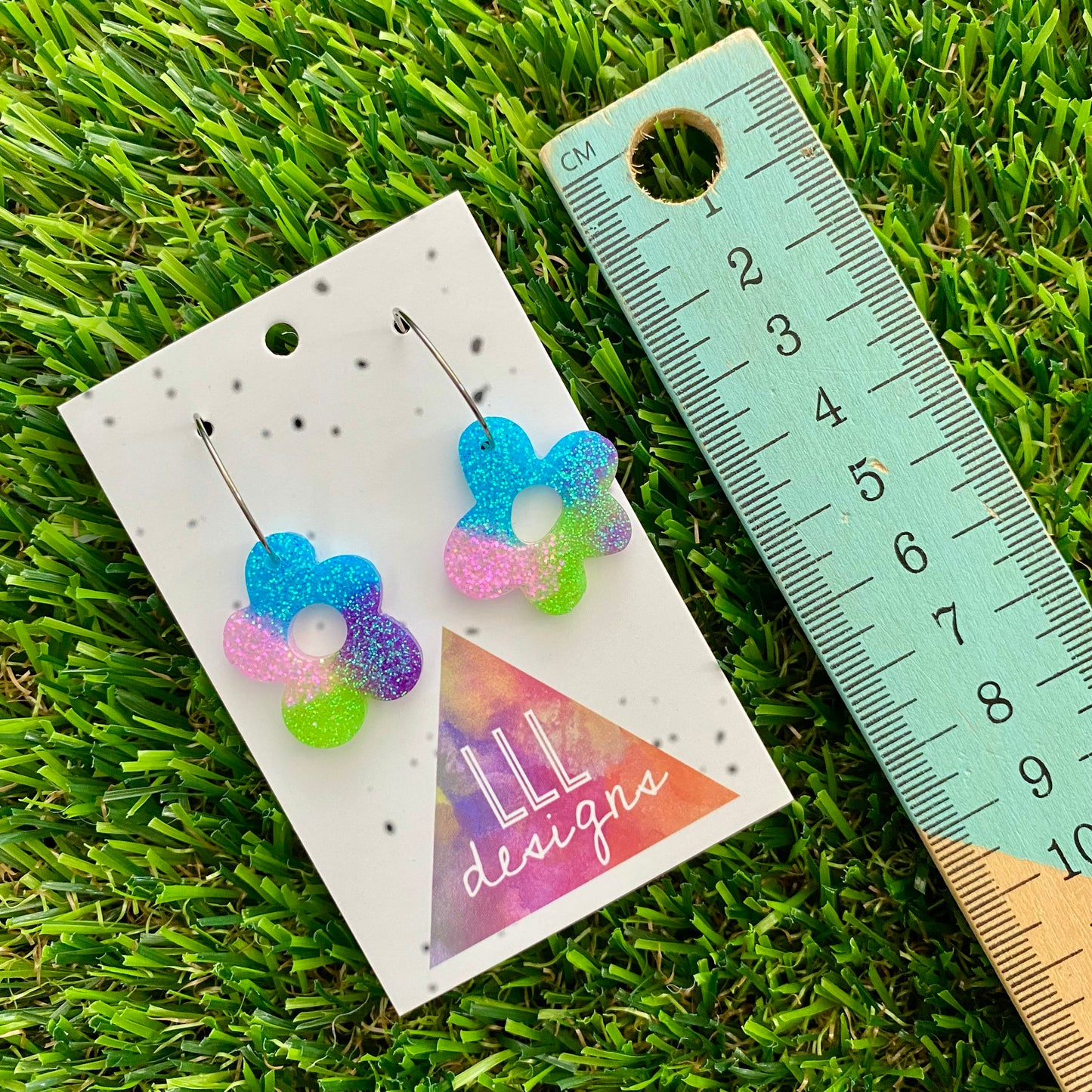 ON SALE!!!! Resin Earrings - Vibrant Wonky Daisy Featuring a Silver Hoop! (3)