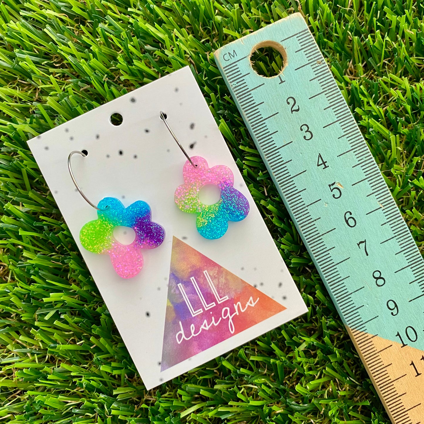 ON SALE!!!! Resin Earrings - Vibrant Wonky Daisy Featuring a Silver Hoop! (4)