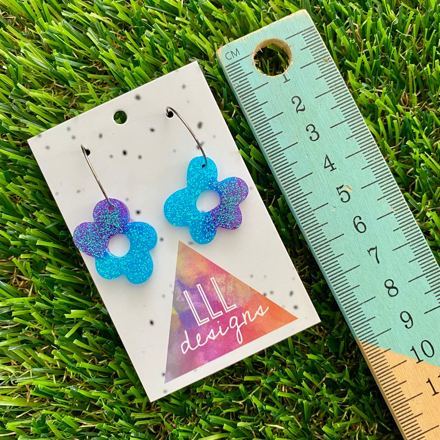 ON SALE!!! Resin Earrings - Vibrant Wonky Daisy Featuring a Silver Hoop! (6)