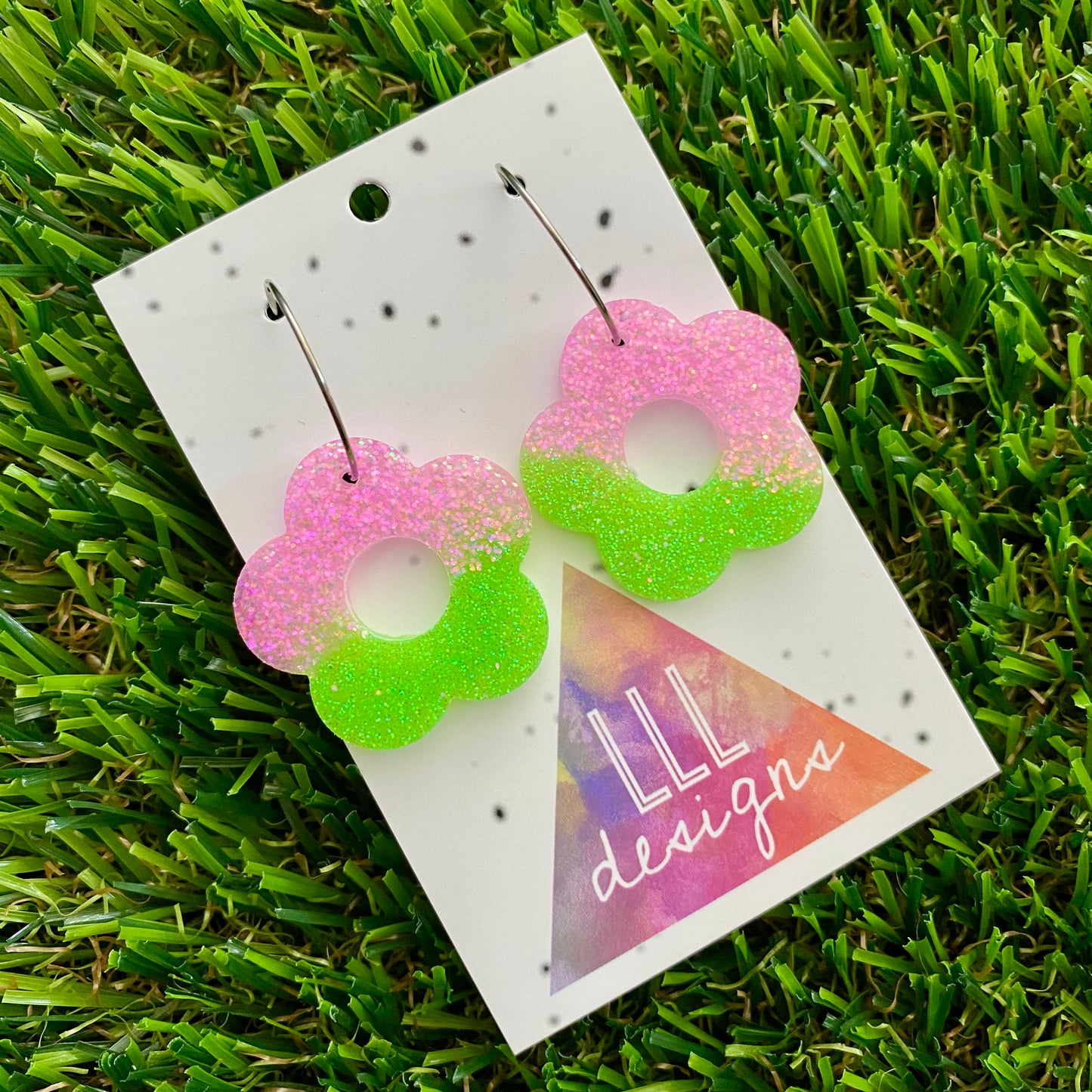 ON SALE!!! Resin Earrings - Vibrant Cut Out Daisy Featuring a Silver Hoop! (4)