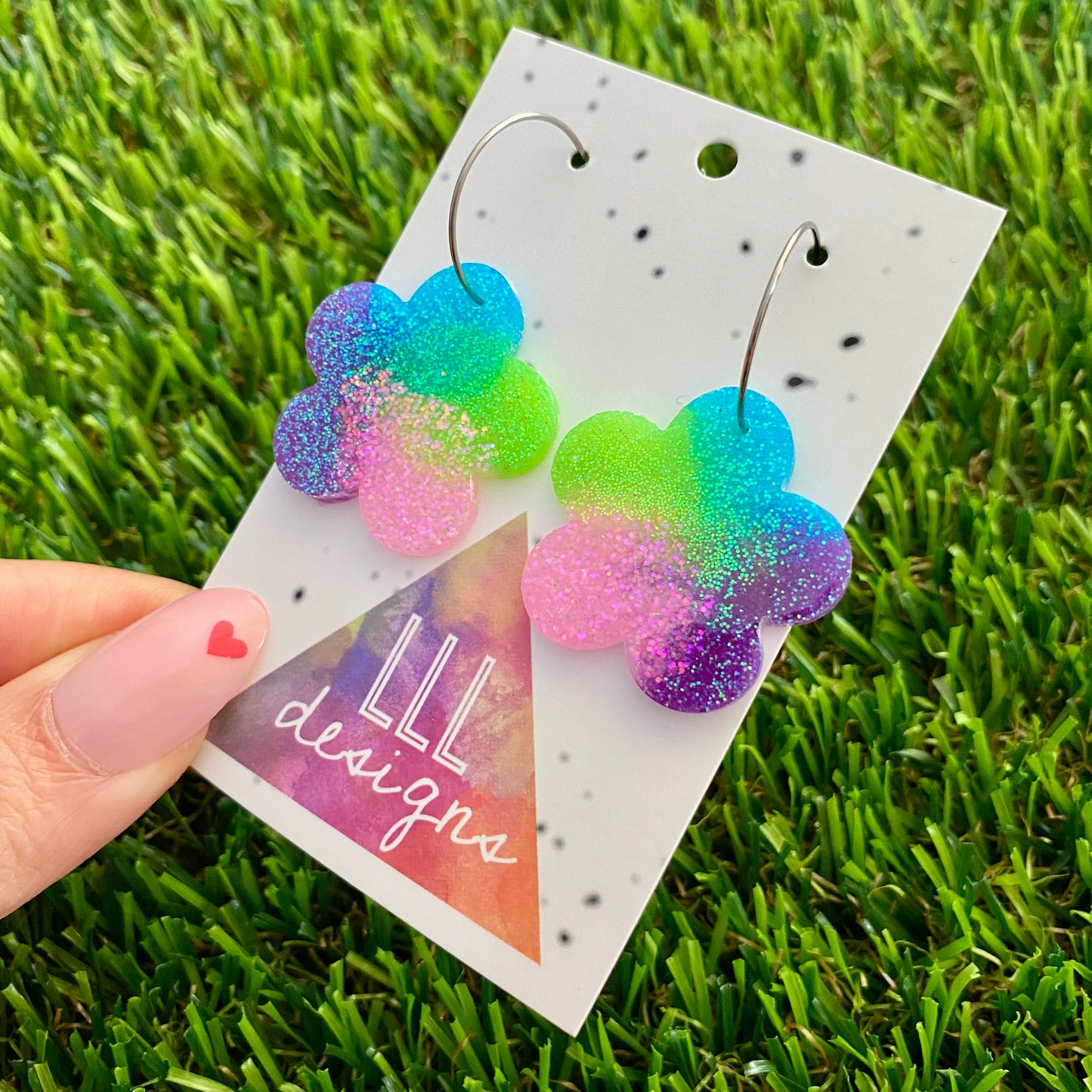ON SALE!!!! Resin Earrings - Vibrant Solid Daisy Featuring a Silver Hoop! (1)