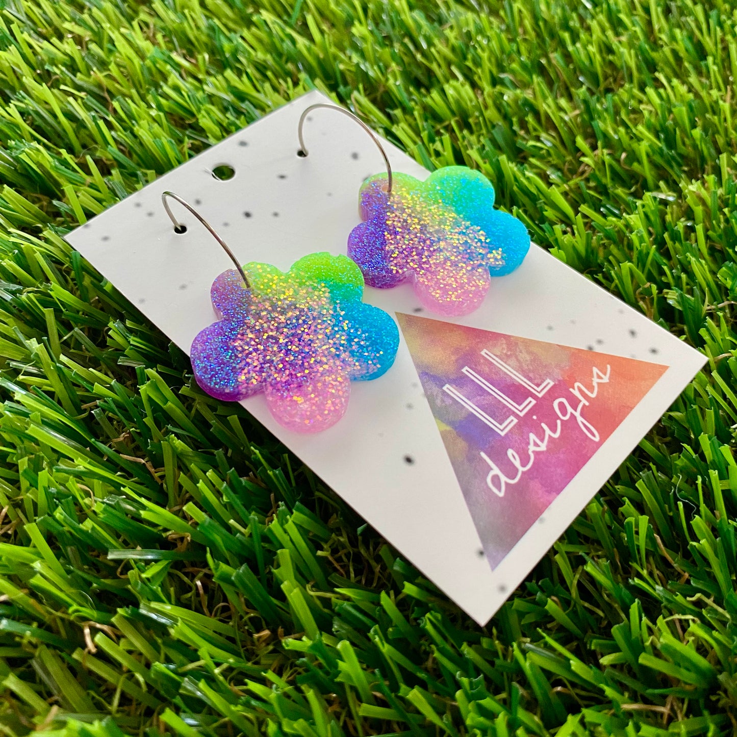 ON SALE!!!! Resin Earrings - Vibrant Solid Daisy Featuring a Silver Hoop! (6)
