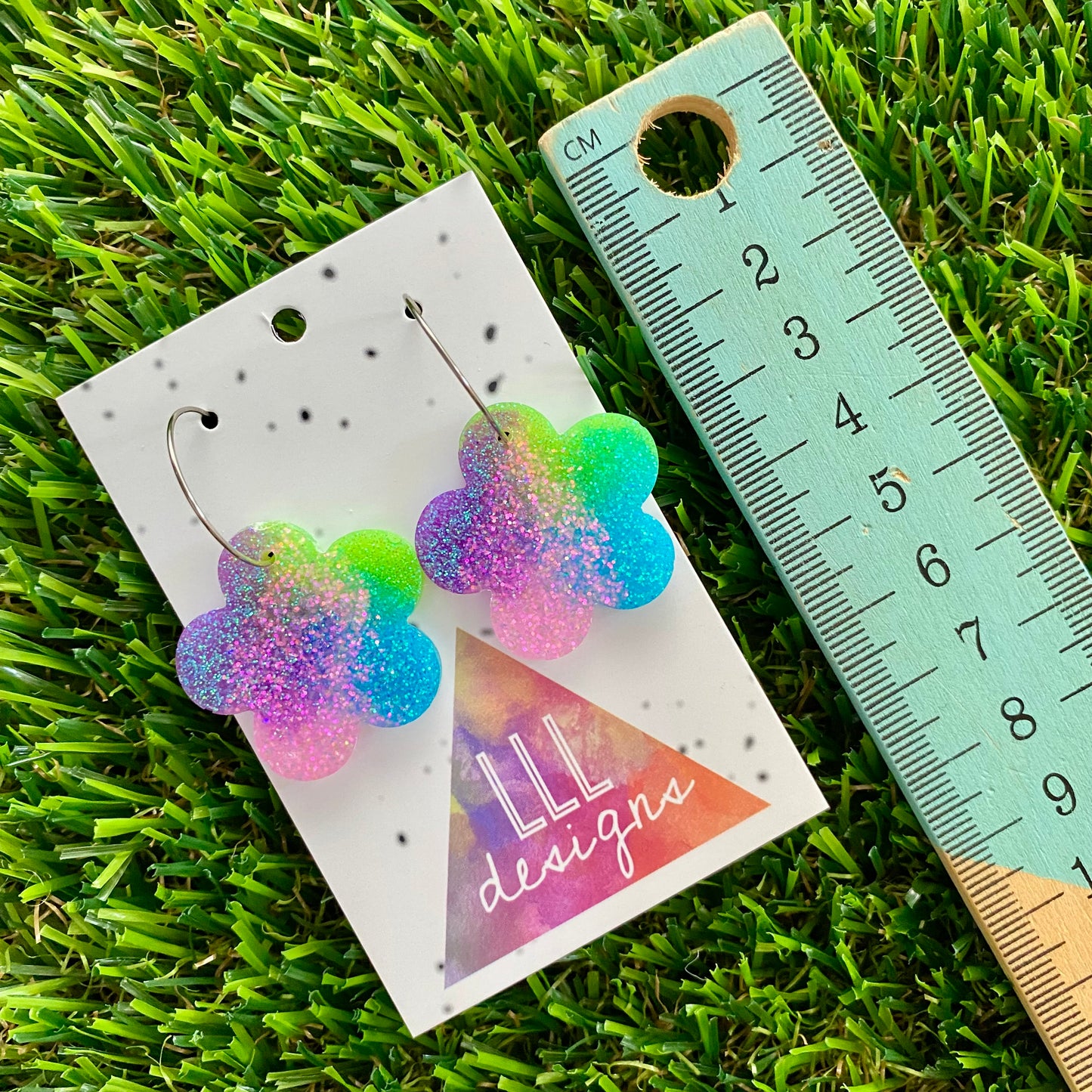 ON SALE!!!! Resin Earrings - Vibrant Solid Daisy Featuring a Silver Hoop! (6)