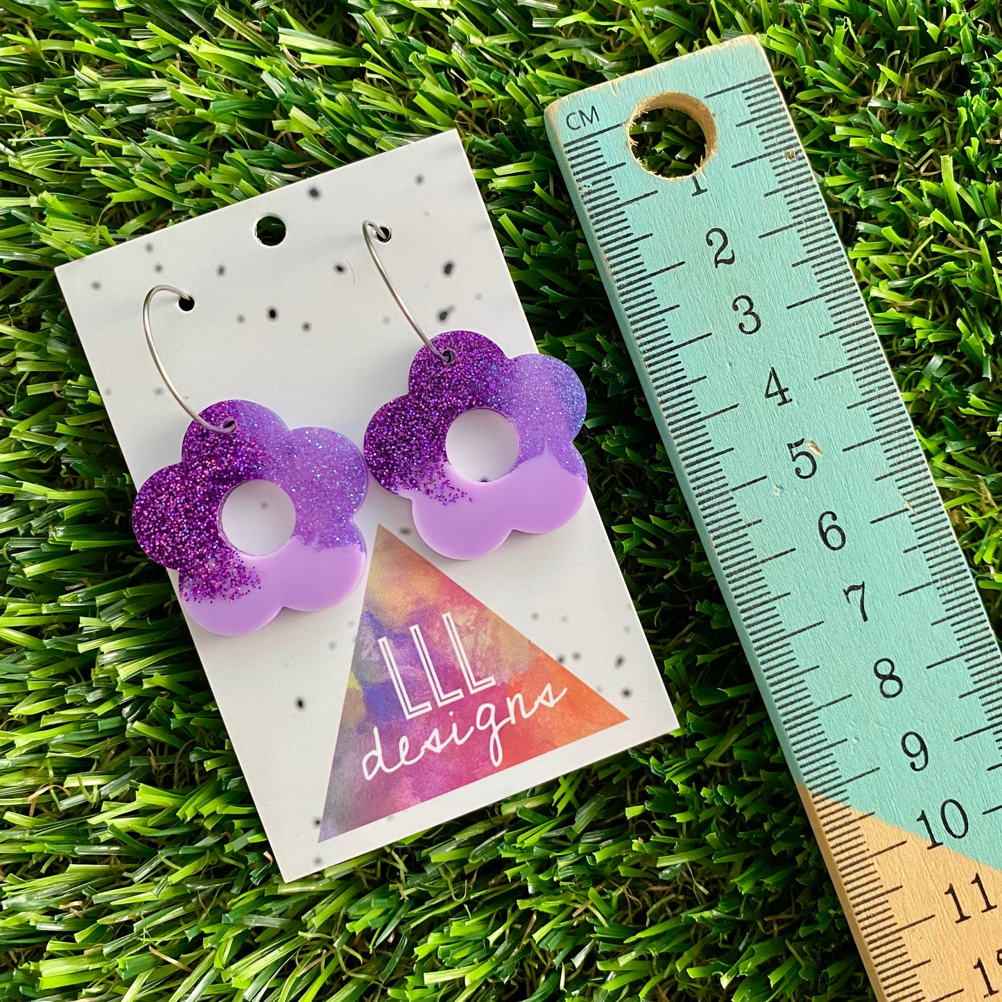 ON SALE!!!!! Resin Earrings - Purple Dream Cut Out Daisy Featuring a Silver Hoop! (1)