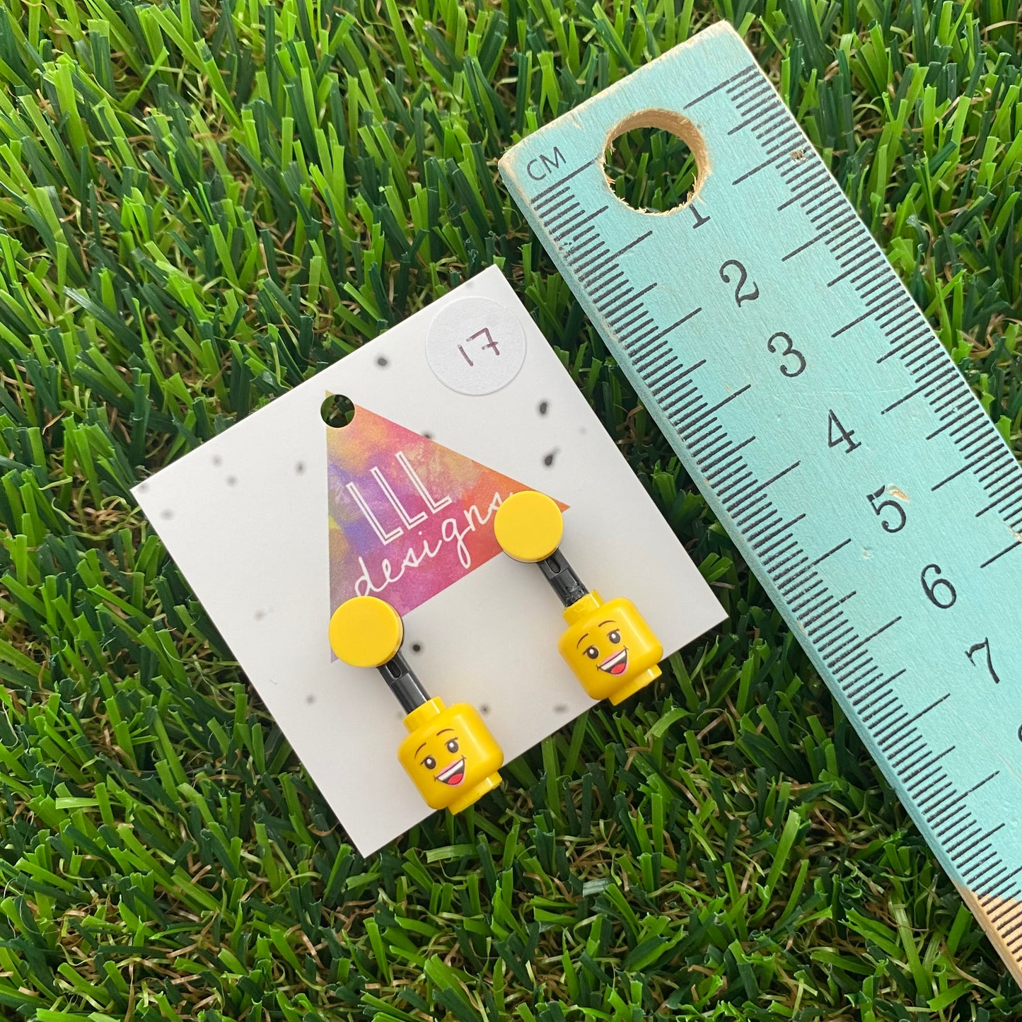 Brick Head Earrings - #17 Happy Harriet