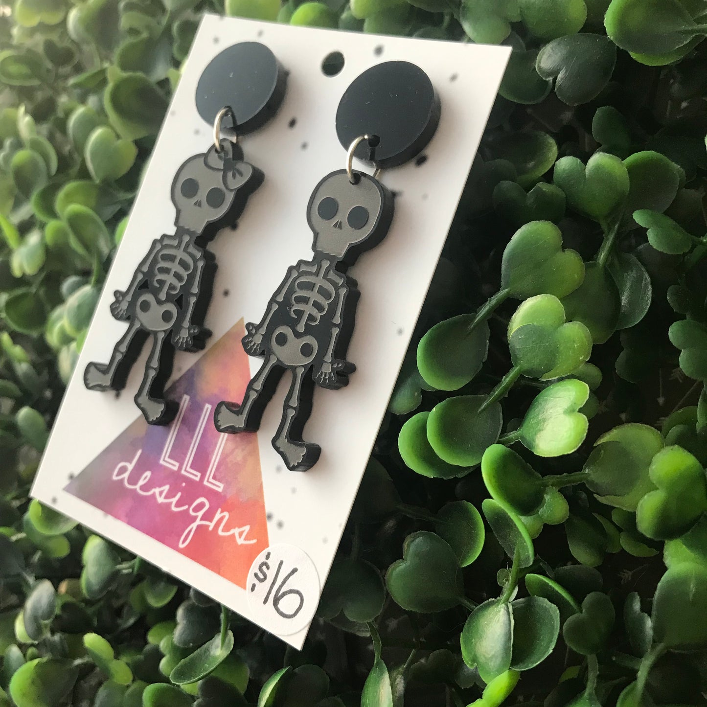Skeleton Duo Dangles - Trick or Treat?