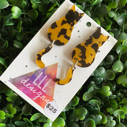 Tortoise Shell Cat Earrings - Sitting Pretty Kitty Earrings with Dangle Tails (large)