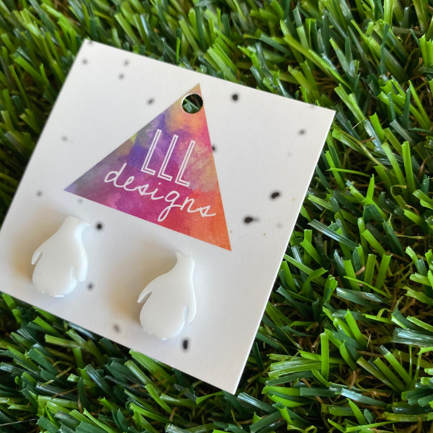 Penguin Earrings. - Wonderful White Acrylic Penguin Stud Earrings.