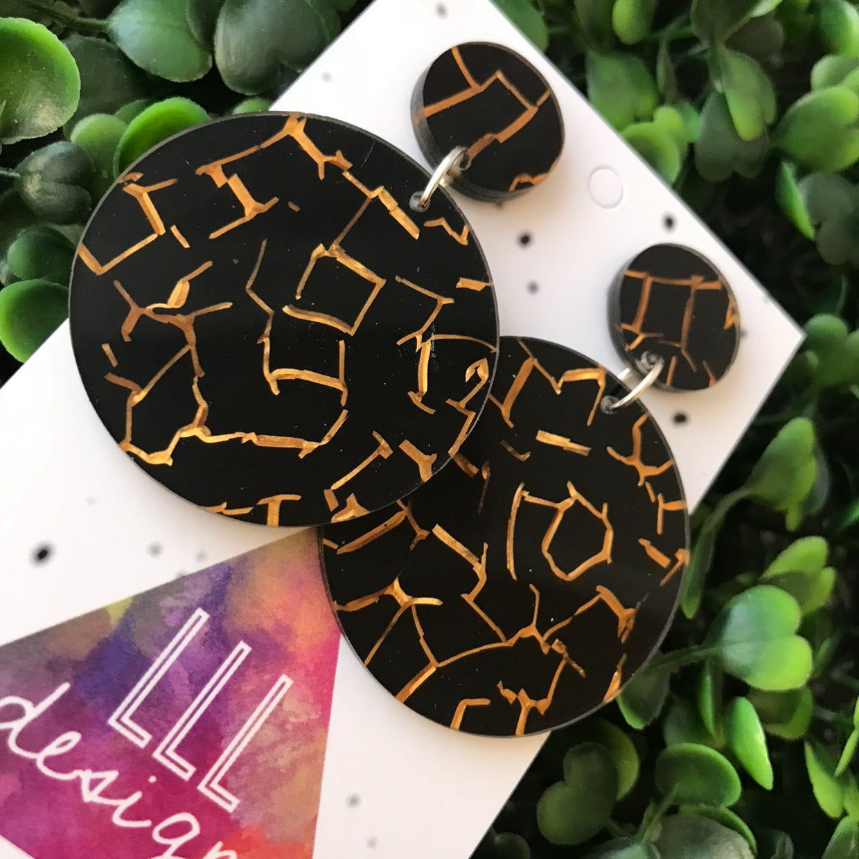 Black & Gold Crackle Circle Dangle Earrings. Delightfully lightweight, making them a Dream to wear.