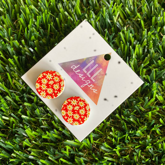 Darling Daisy Printed Timber Stud Earrings.