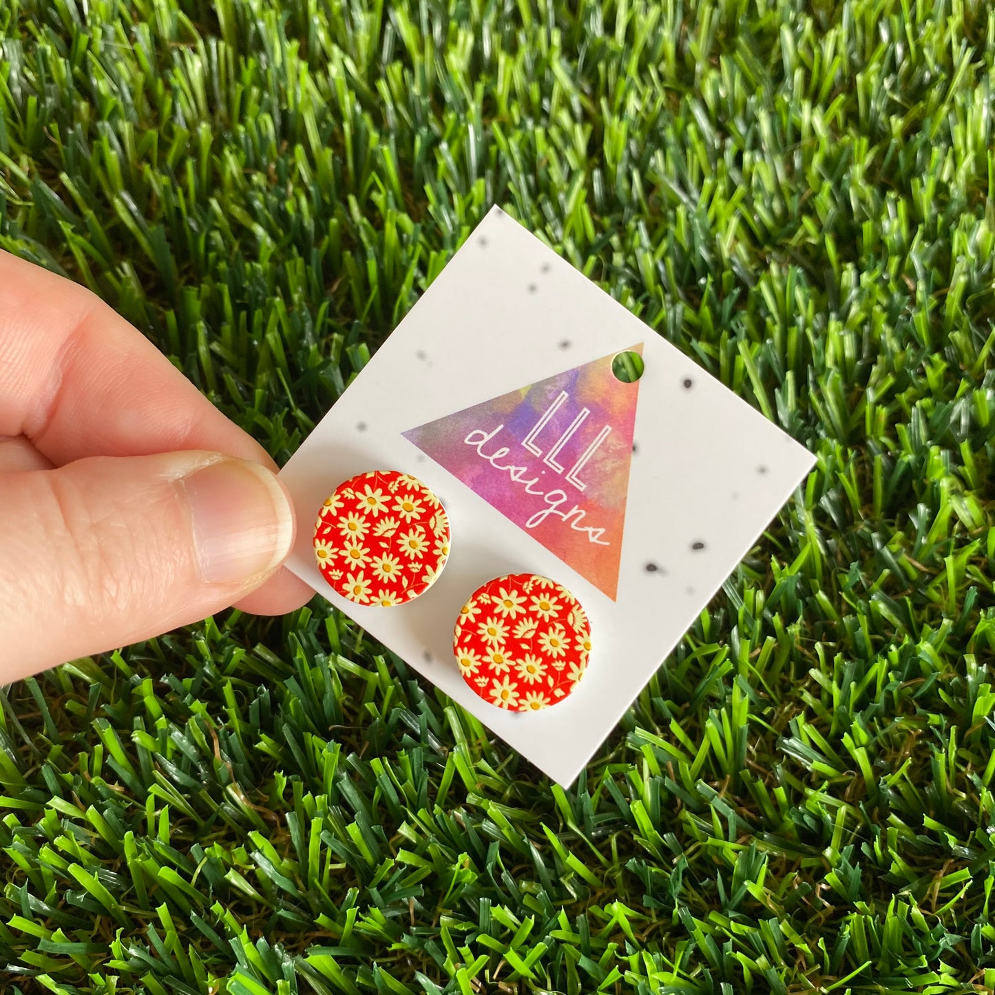 Darling Daisy Printed Timber Stud Earrings.